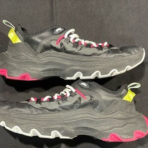 Sorel Women’s Kinetic Breakthru Tech Lace Sneaker